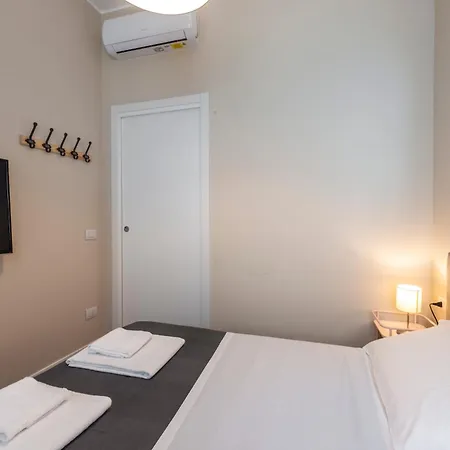 Apartament Duomo2 - Magnifico Con 2 E 2 Bagni Mediolan
